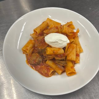 Rigatoni Salsiccia e Ricotta